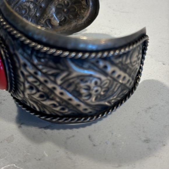 Silver Cuff Bracelet with Red Stone - Picture 4 of 8